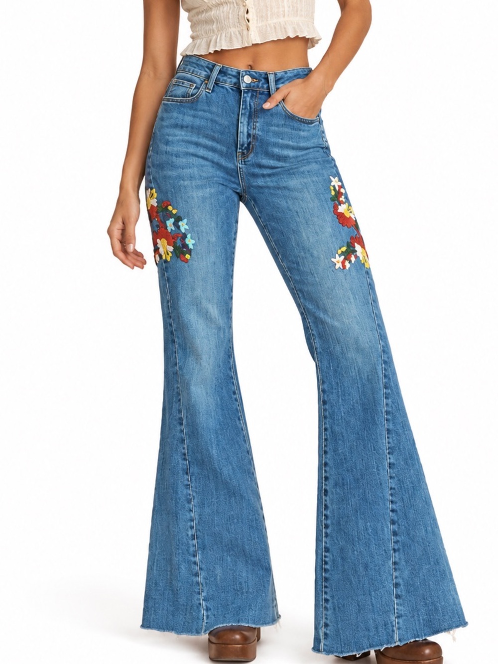 Embroidered Highwaist Flare Jeans 27 x 33